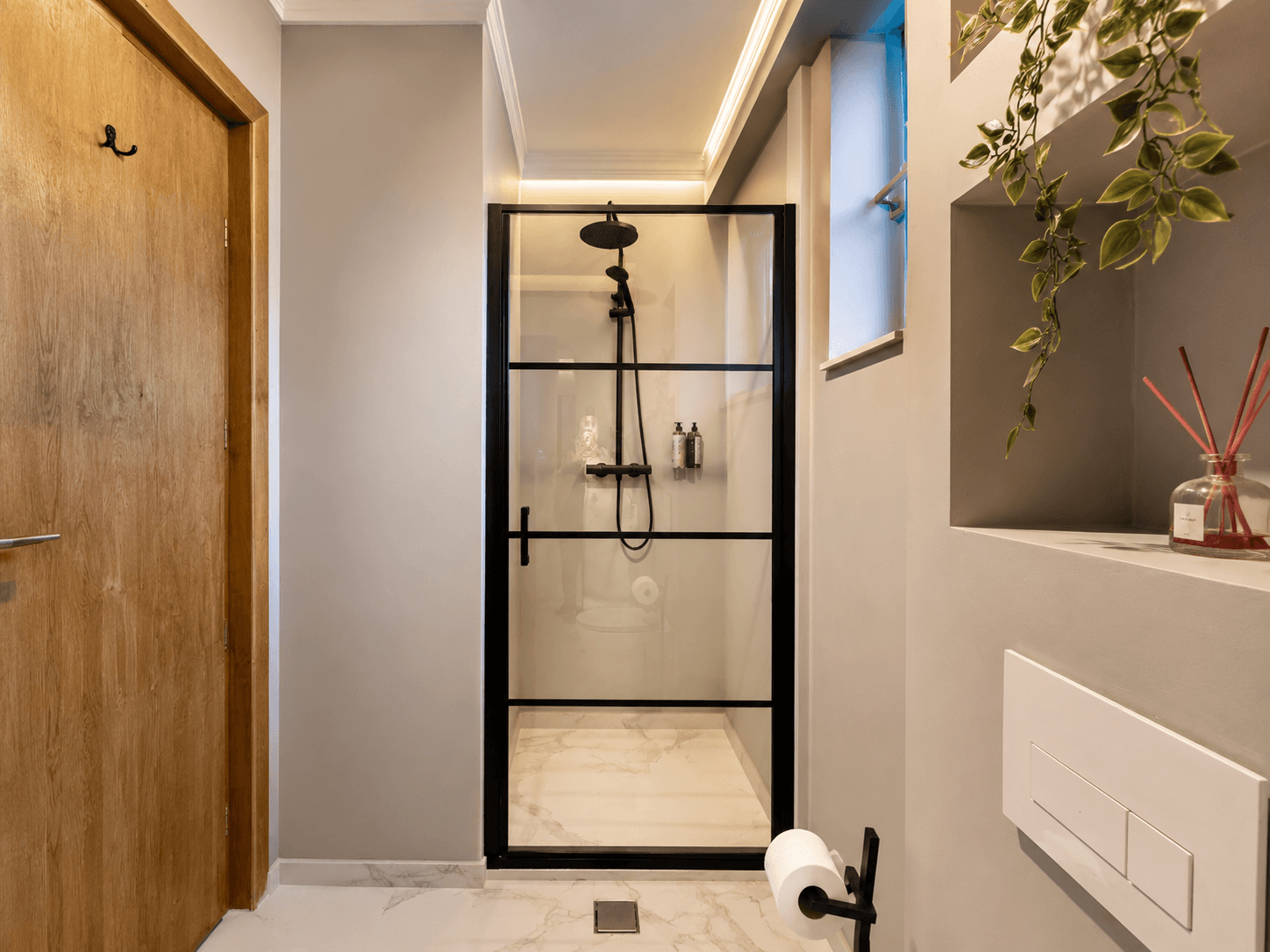 Baie privată mini-apartament