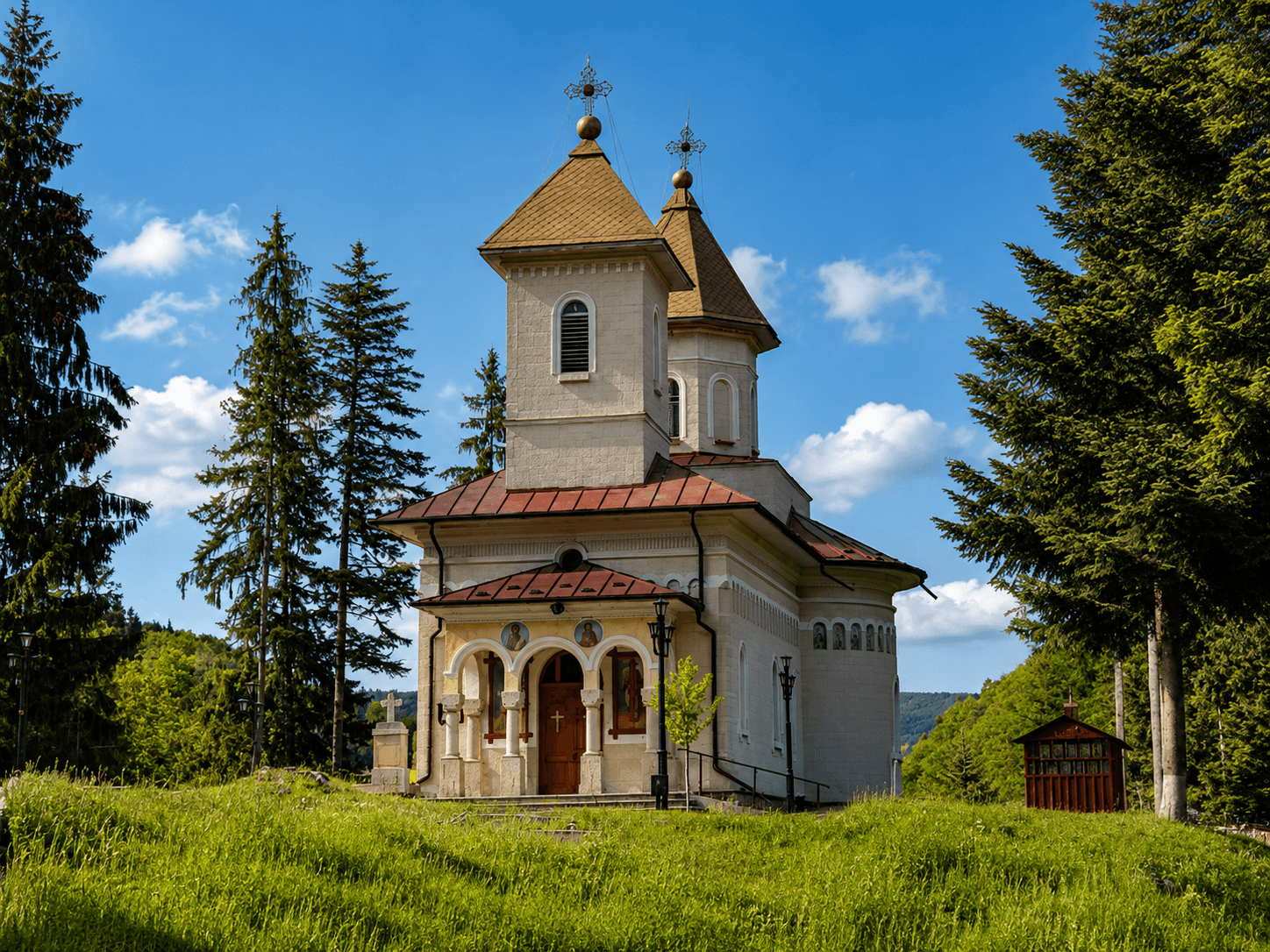 Mănăstiri în zona Slănic Moldova